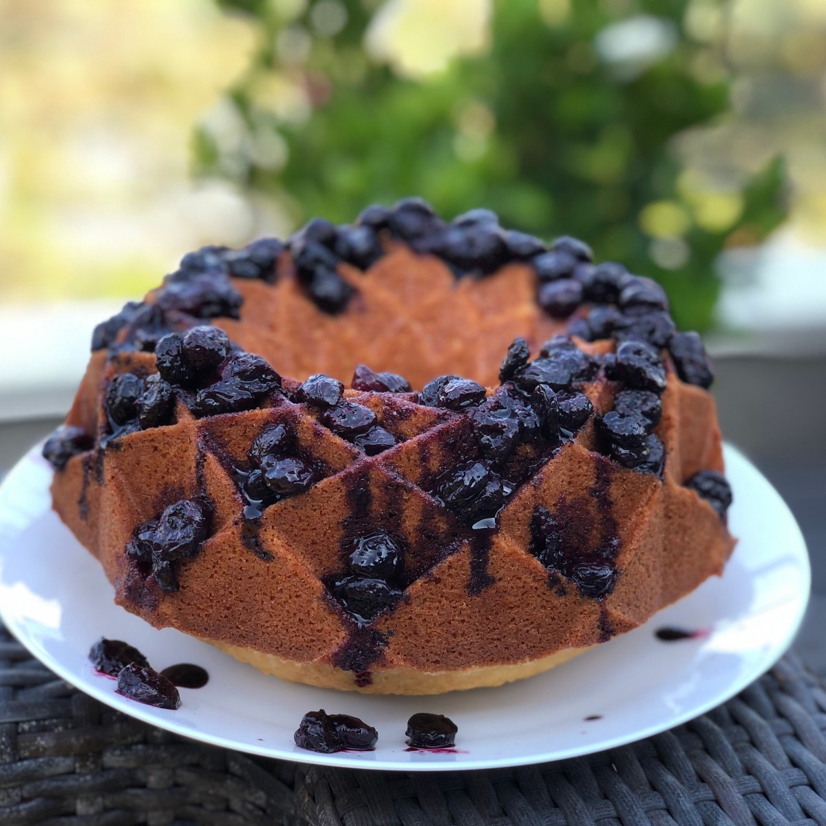 s01e03 Olive Oil Cake with Roasted Balsamic Blueberries
