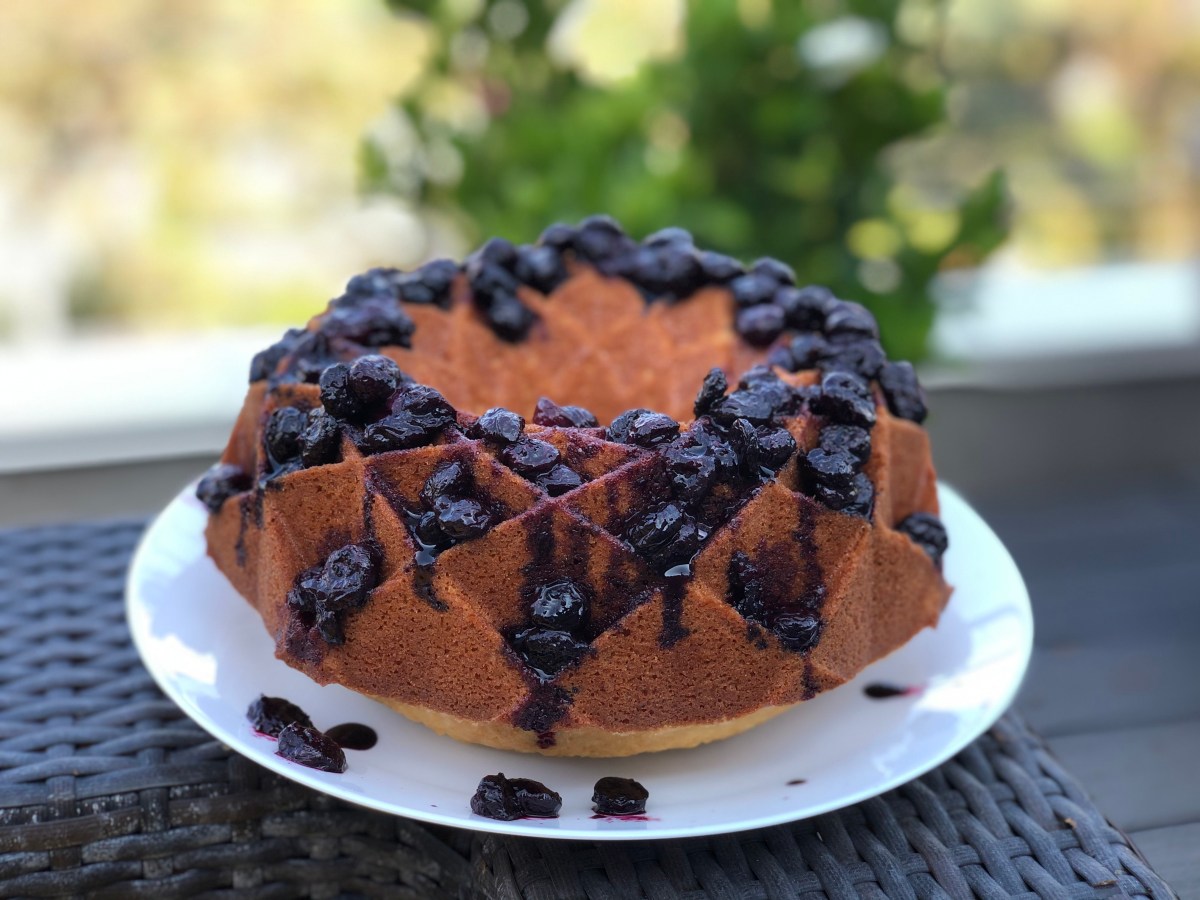s01e03 Olive Oil Cake with Roasted Balsamic Blueberries
